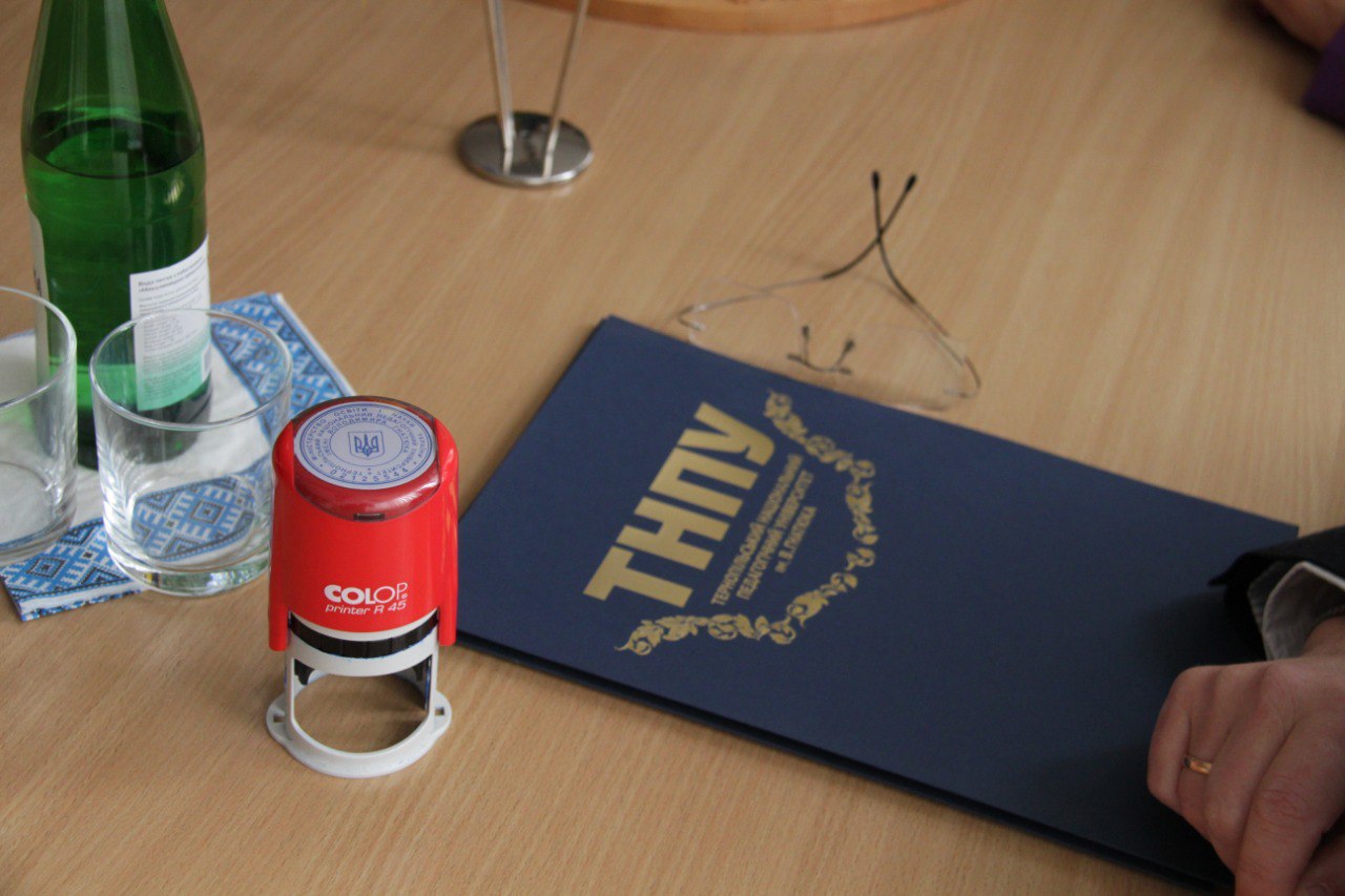 Uhoda pro spivpratsiu zi «Shkoloiu universalnoho zhurnalista»